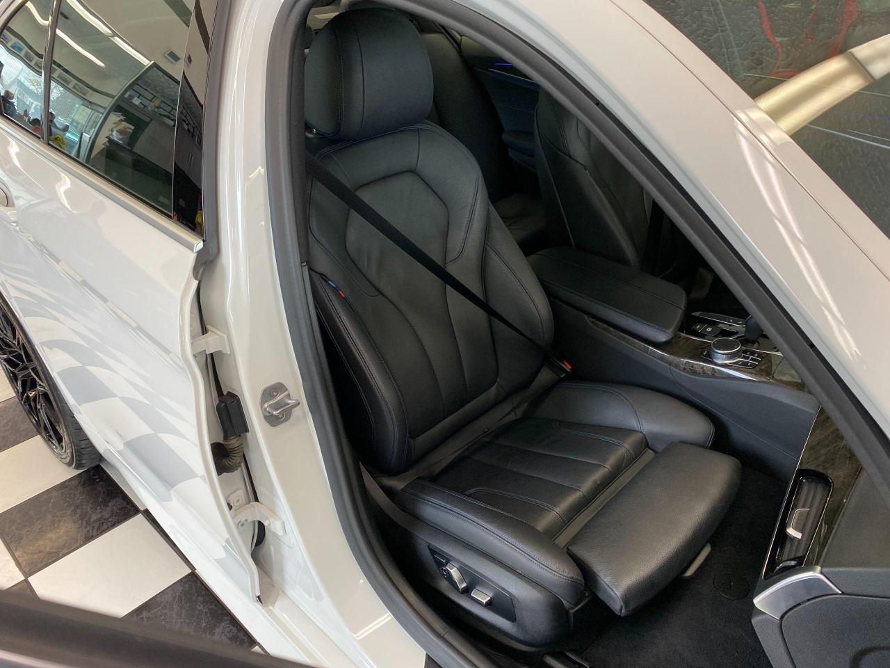 2019 BMW 5 Series 530i xDrive+Adaptive Cruise+LaneKeep+CLEAN CARFAX - Photo #28