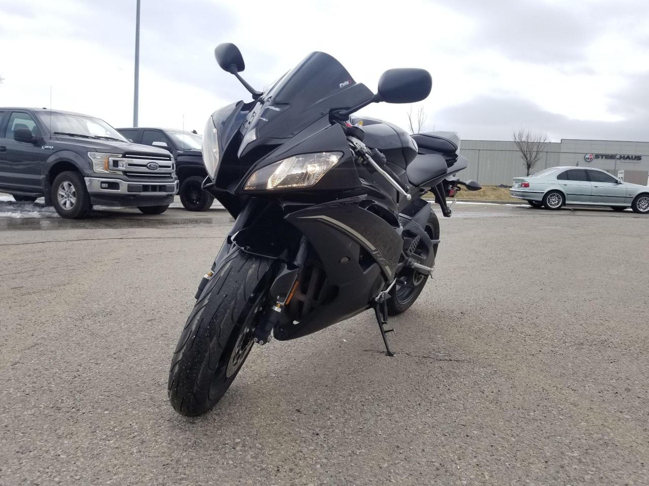 Used 2012 Yamaha YZF-R6 Sport for sale in Calgary, AB