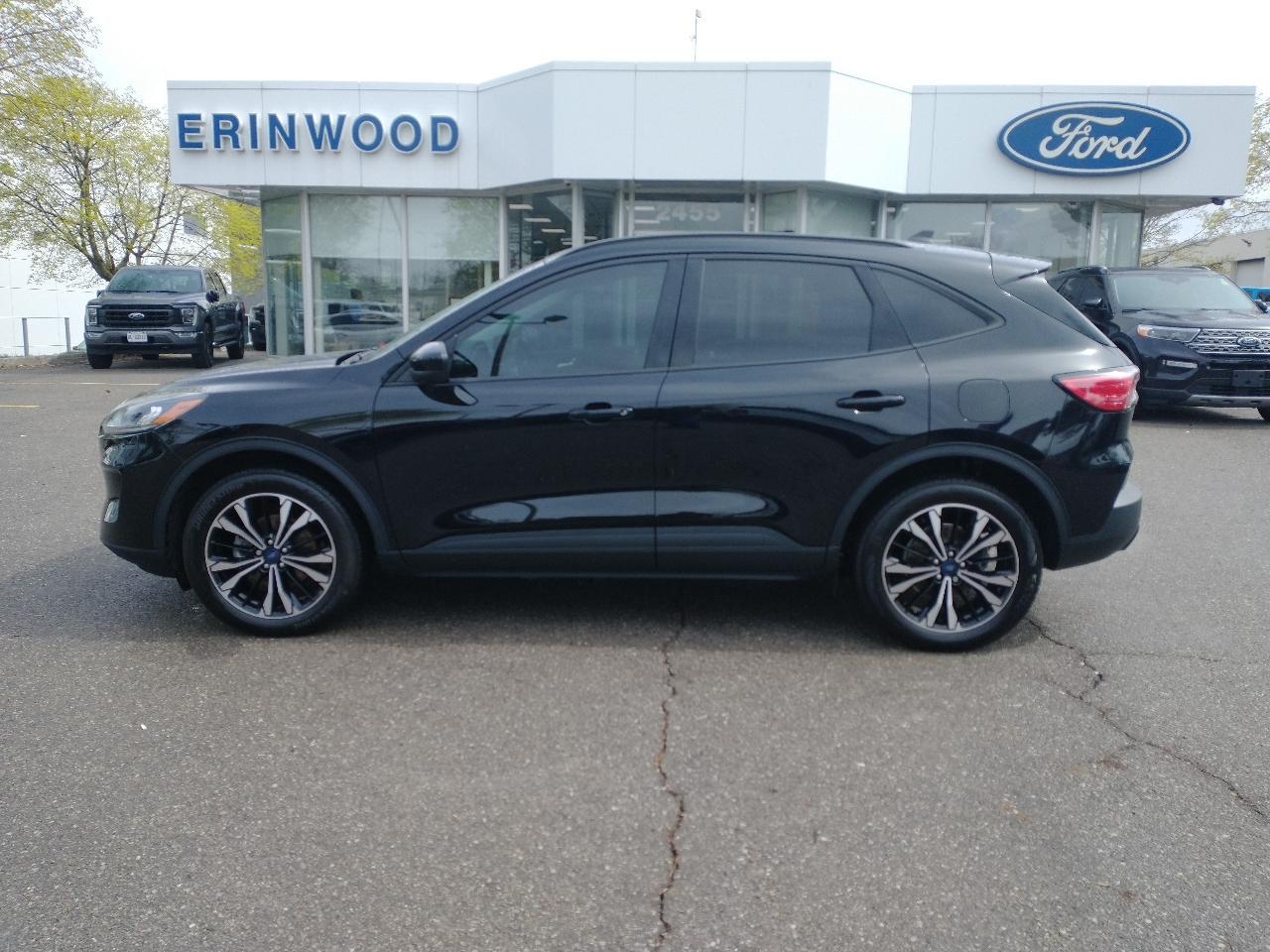 Used 2022 Ford Escape SEL for sale in Mississauga, ON