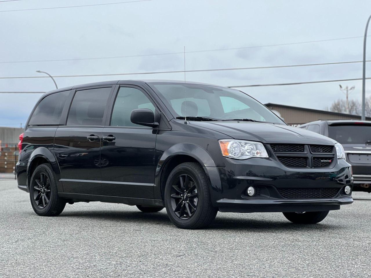 2019 Dodge Grand Caravan SXT FULL Stow n Go - Photo #1