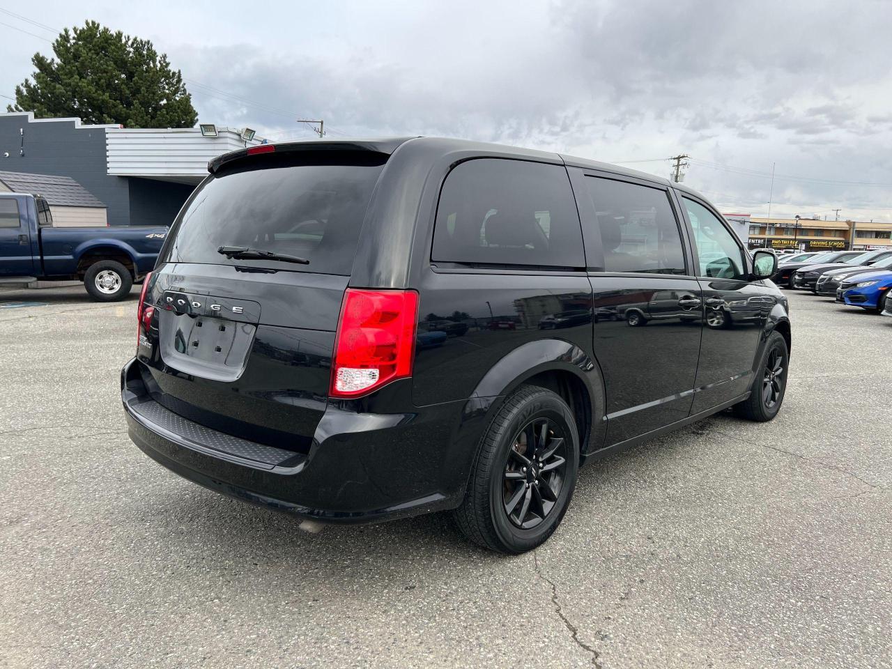 2019 Dodge Grand Caravan SXT FULL Stow n Go - Photo #5