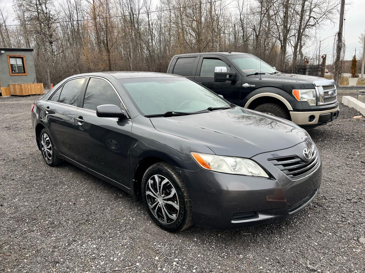 2007 Toyota Camry LE - Photo #2