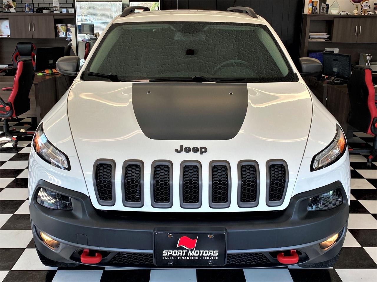 2015 Jeep Cherokee Trailhawk 4x4 V6+GPS+Camera+Bluetooth+CLEAN CARFAX - Photo #6