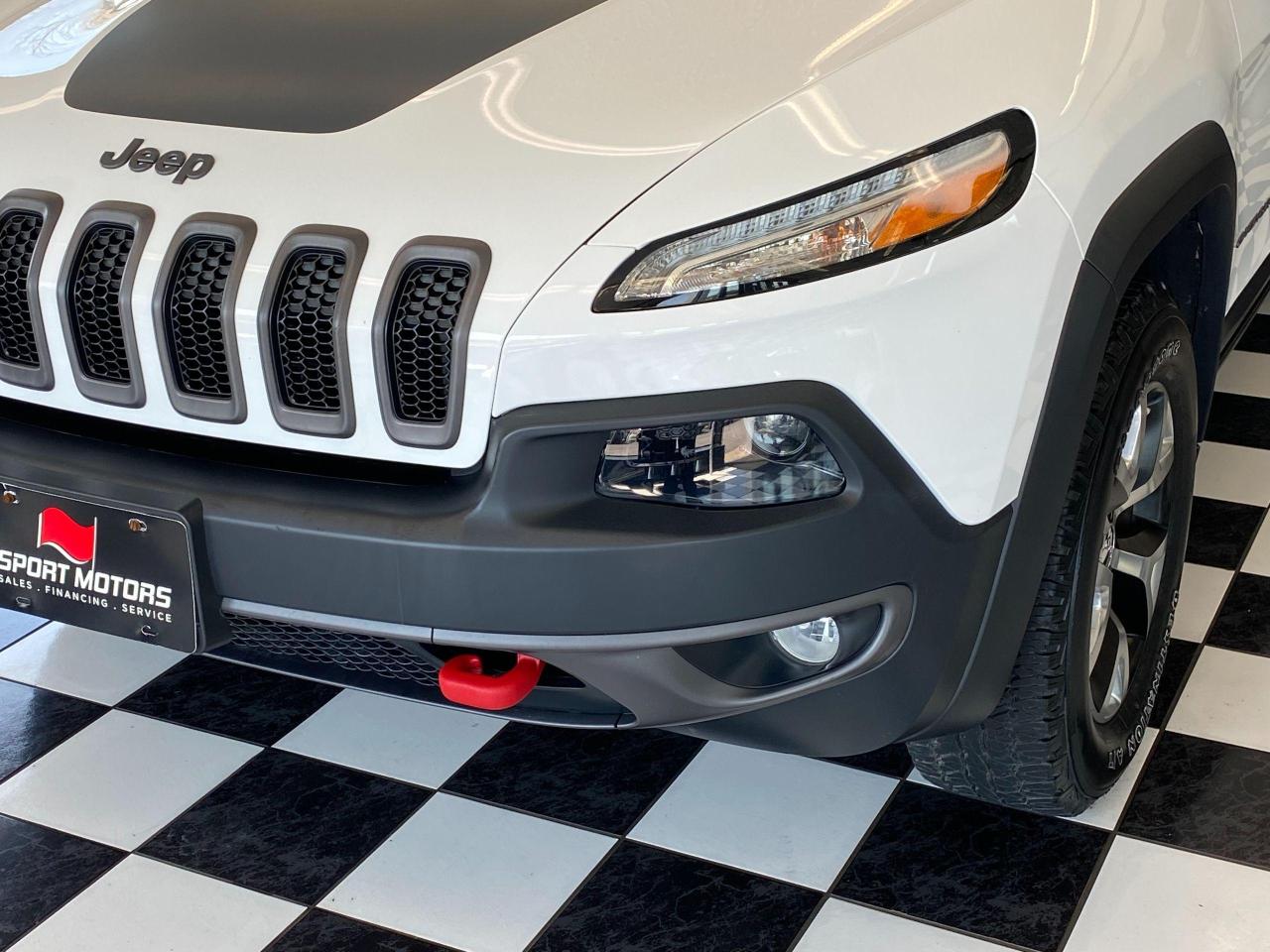 2015 Jeep Cherokee Trailhawk 4x4 V6+GPS+Camera+Bluetooth+CLEAN CARFAX - Photo #39