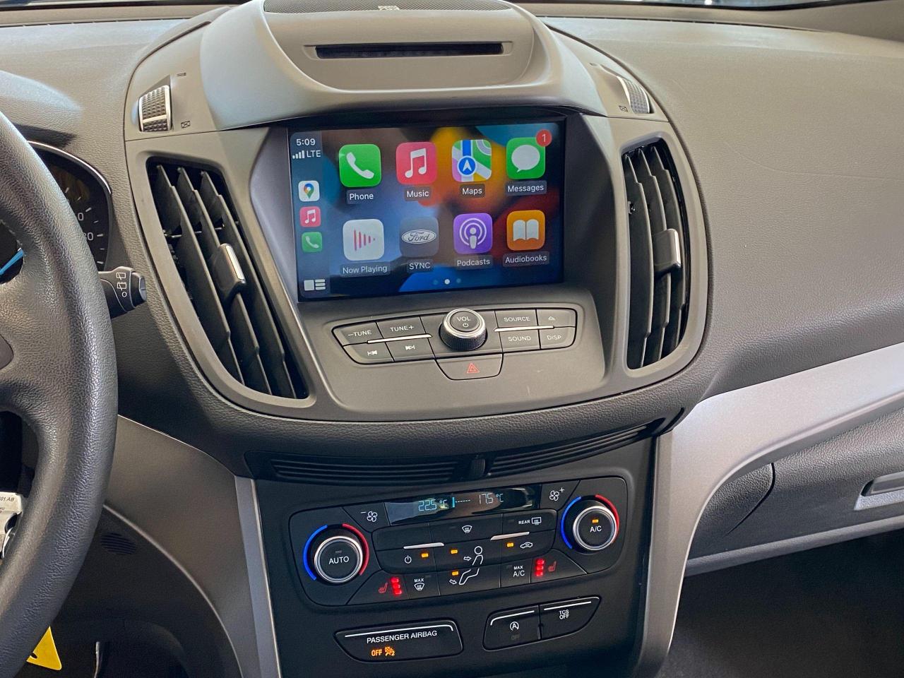 2018 Ford Escape SEL+Leather+GPS+Camera+ApplePlay+CLEAN CARFAX - Photo #10