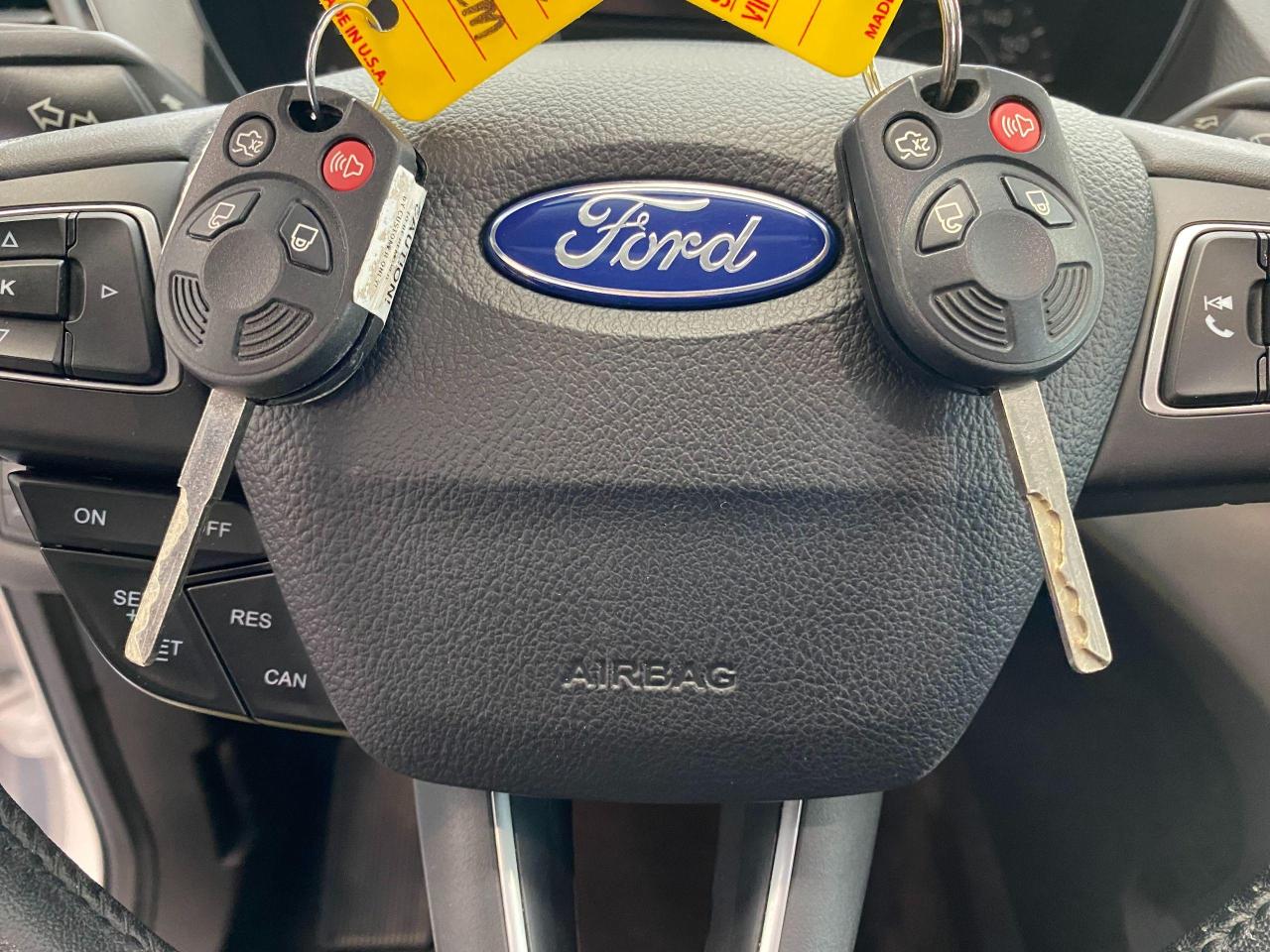2018 Ford Escape SEL+Leather+GPS+Camera+ApplePlay+CLEAN CARFAX - Photo #18