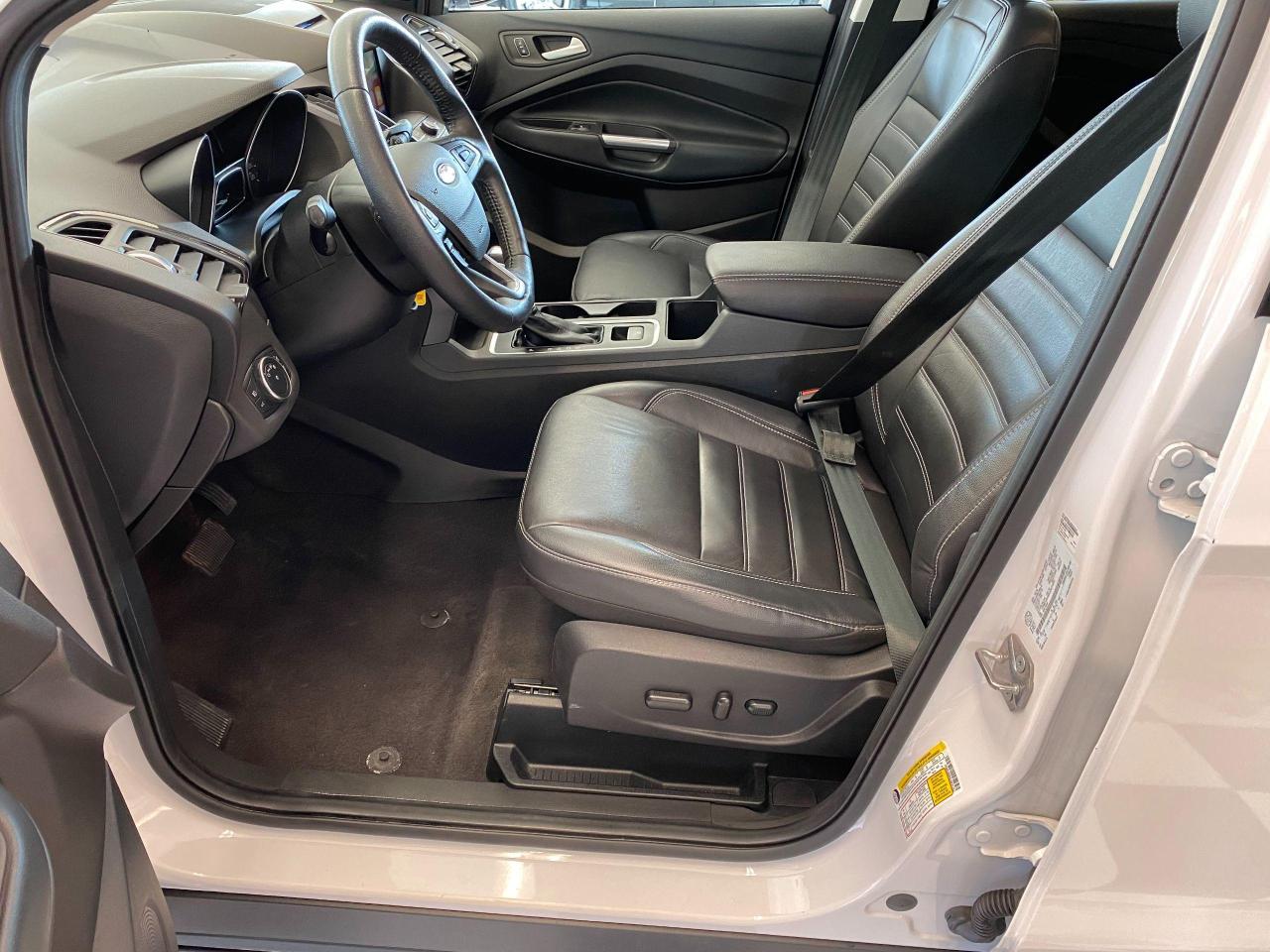 2018 Ford Escape SEL+Leather+GPS+Camera+ApplePlay+CLEAN CARFAX - Photo #21