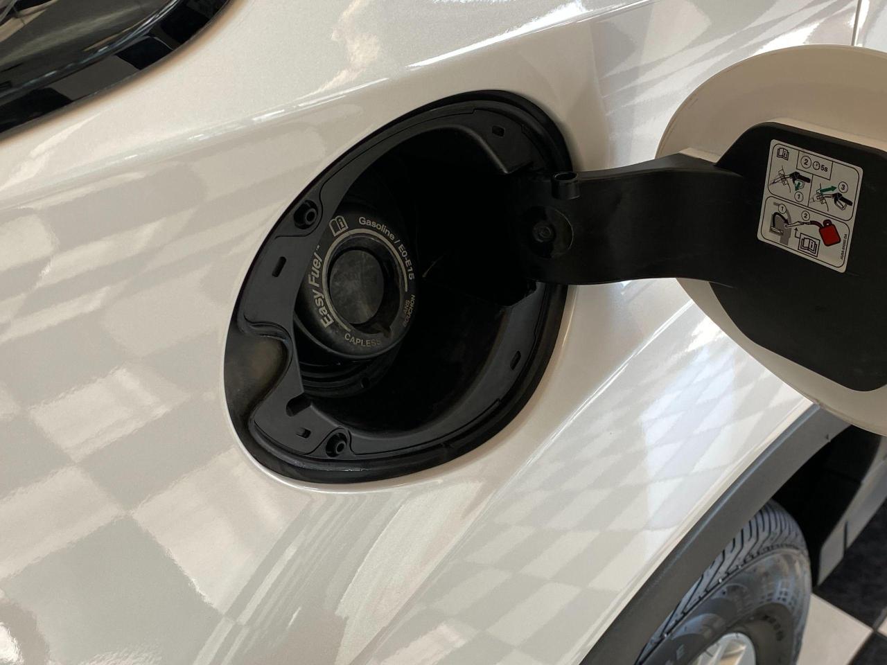 2018 Ford Escape SEL+Leather+GPS+Camera+ApplePlay+CLEAN CARFAX - Photo #65