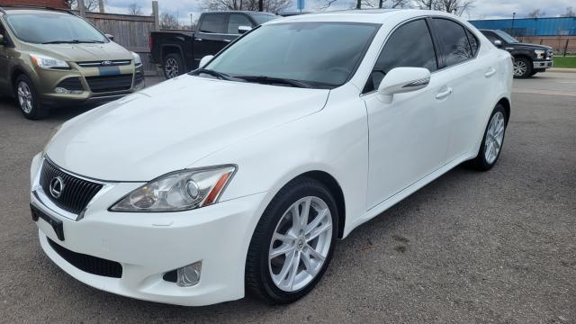 2009 Lexus IS 250 LOADED*HEAT AND COOLED SEATS*NAV*LEATHER*AWD* Photo1