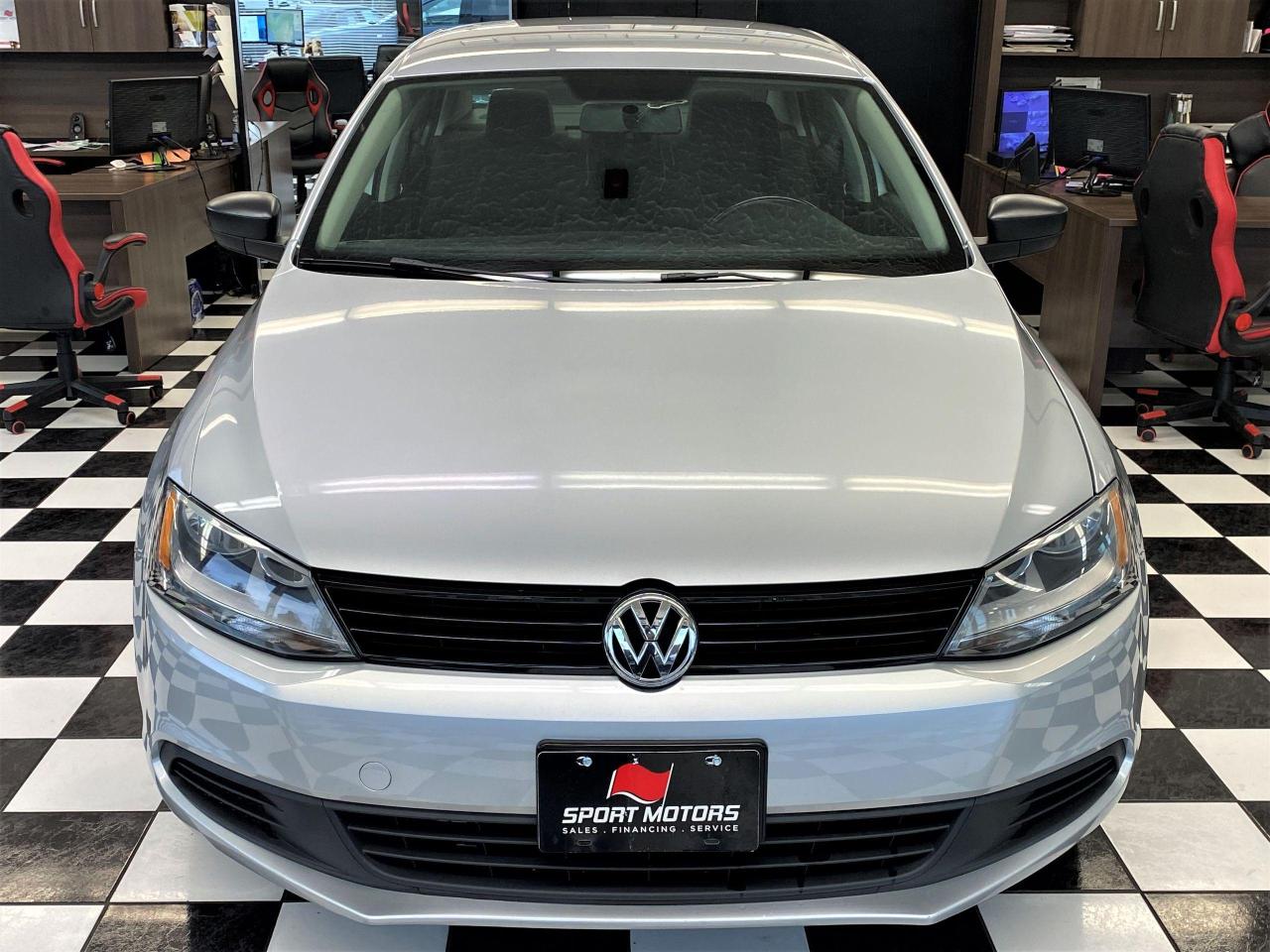 2013 Volkswagen Jetta Trendline+A/C+Heated Seats+New Brakes+CLEAN CARFAX Photo6