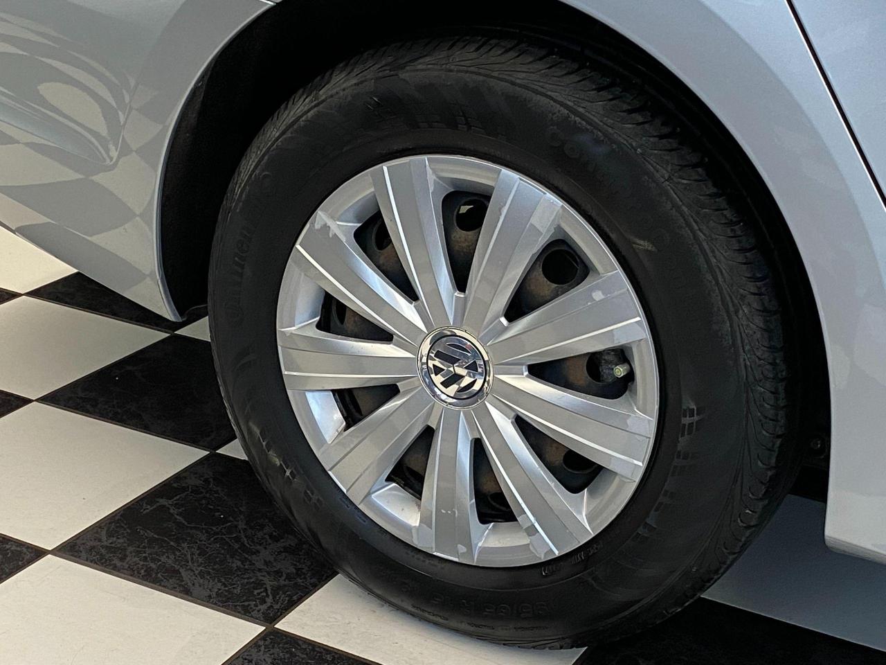 2013 Volkswagen Jetta Trendline+A/C+Heated Seats+New Brakes+CLEAN CARFAX Photo44