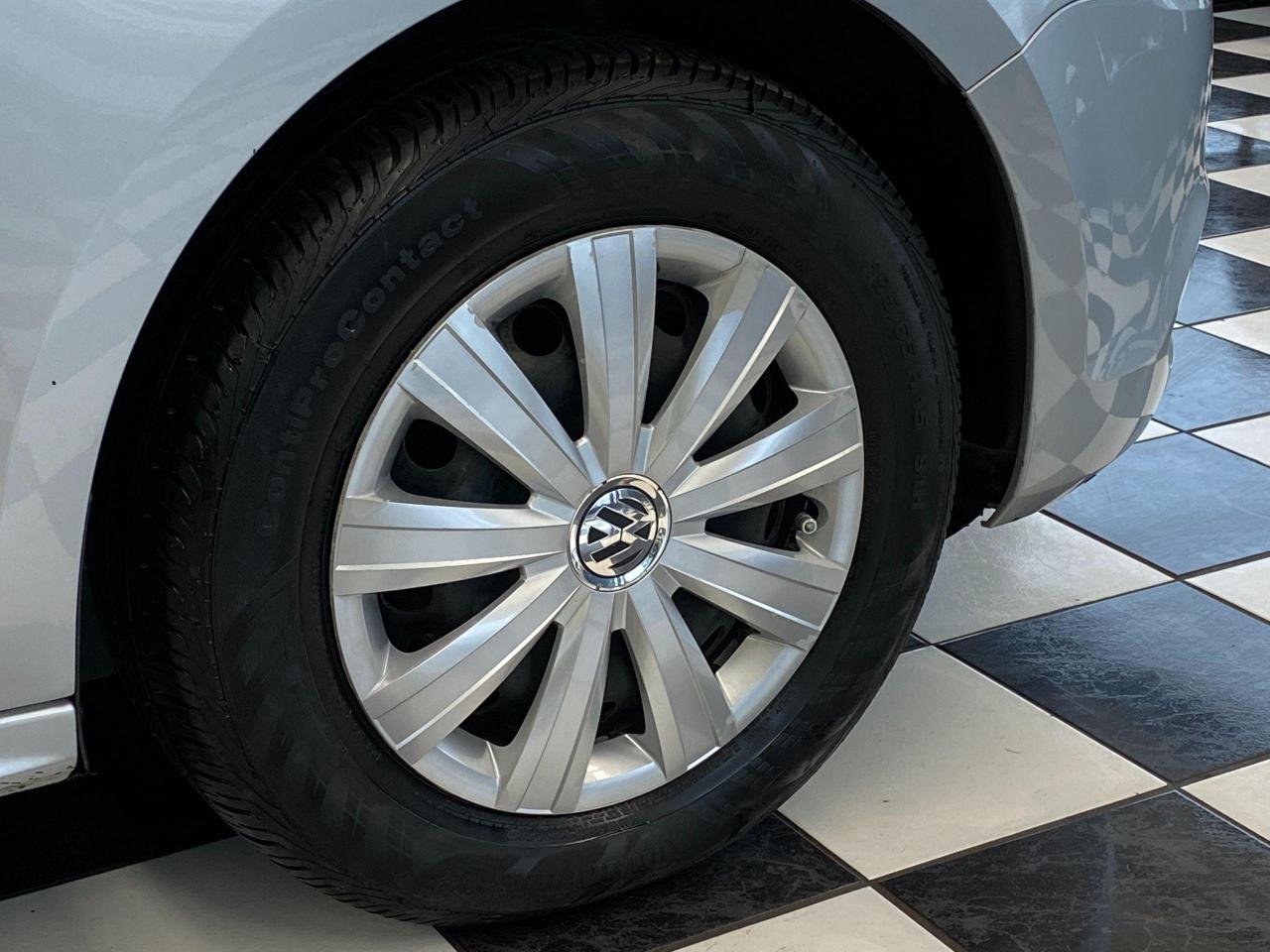 2013 Volkswagen Jetta Trendline+A/C+Heated Seats+New Brakes+CLEAN CARFAX Photo99