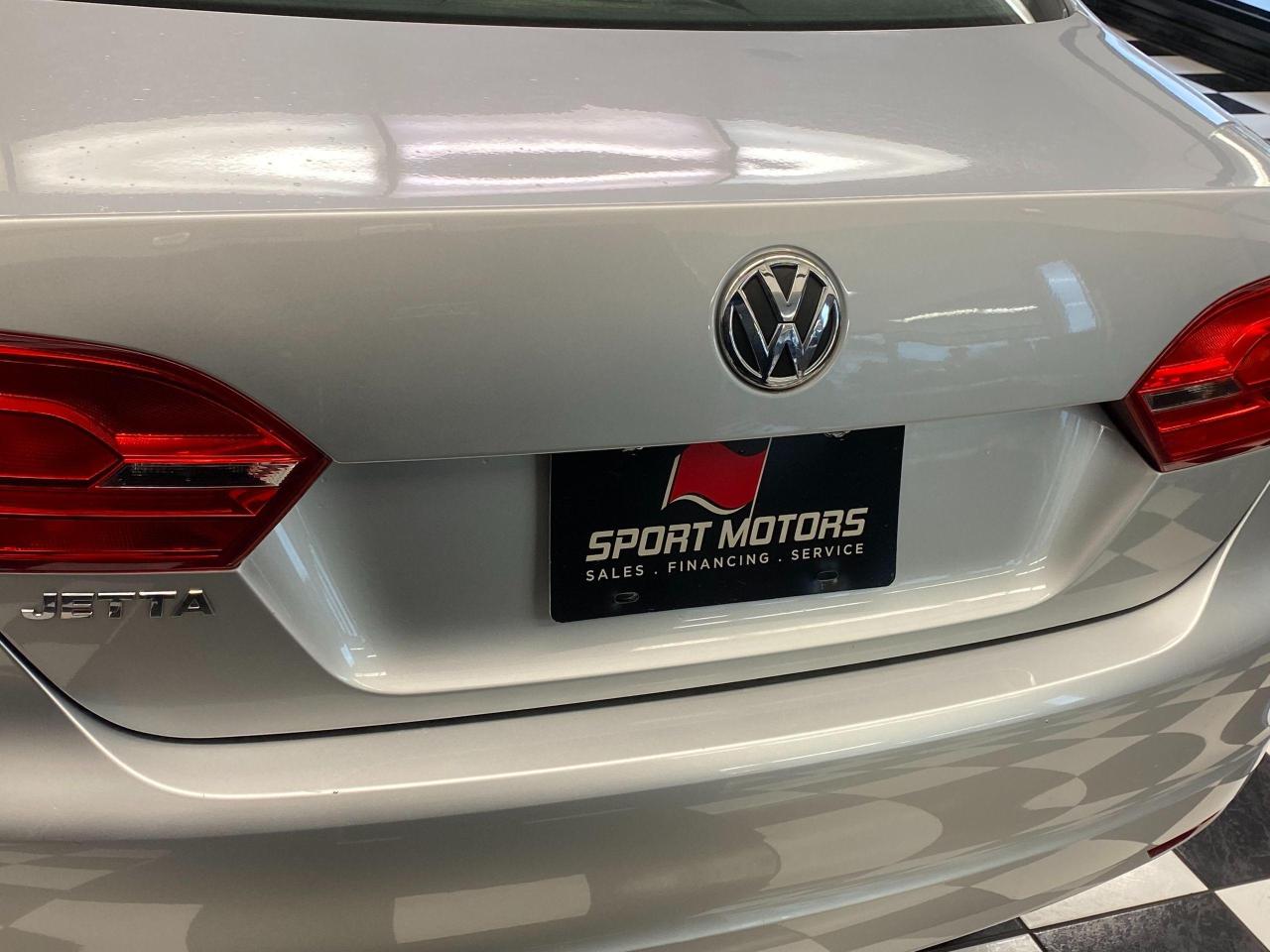 2013 Volkswagen Jetta Trendline+A/C+Heated Seats+New Brakes+CLEAN CARFAX Photo104