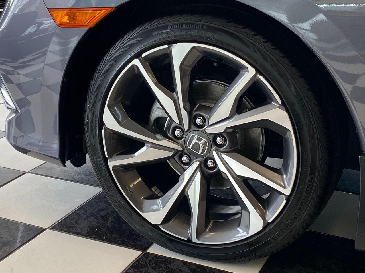 2019 Honda Civic Touring+Leather+Roof+WirelessCharging+CLEAN CARFAX Photo127