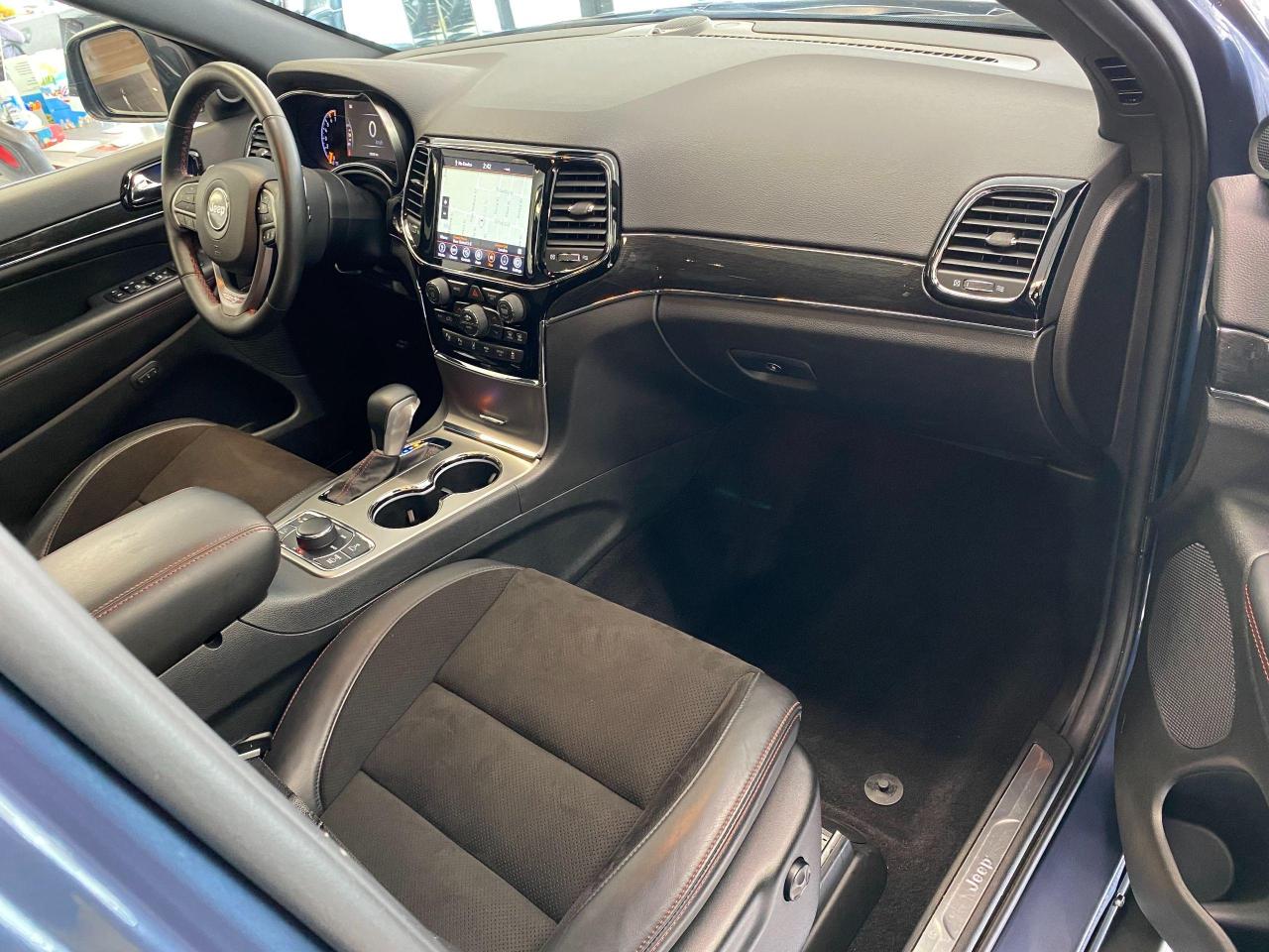 2020 Jeep Grand Cherokee Trailhawk 4x4 5.7L V8+VentedSeats+Roof+CLEANCARFAX - Photo #23