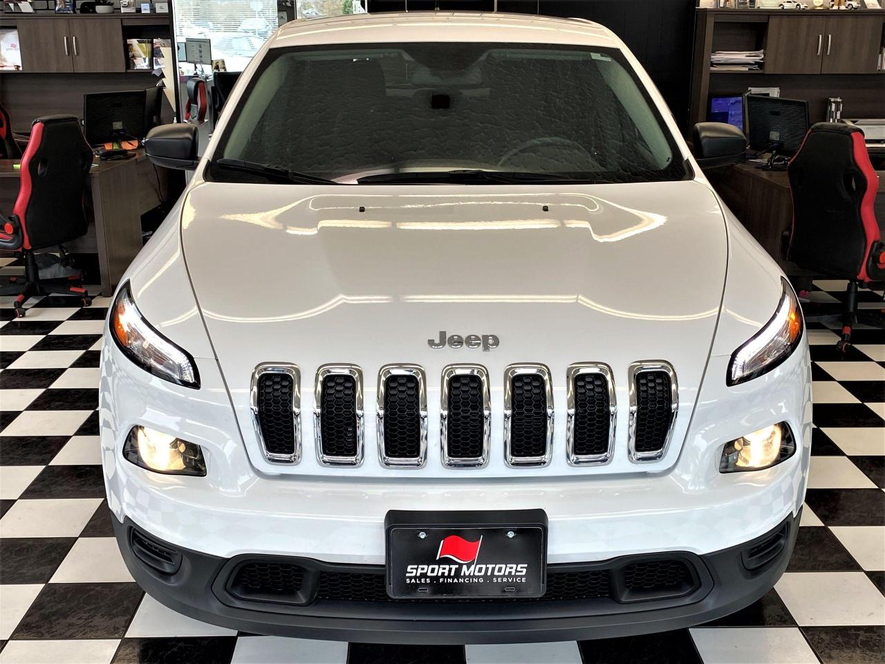 2018 Jeep Cherokee Sport+Camera+Bluetooth+New Tires+CLEAN CARFAX - Photo #6