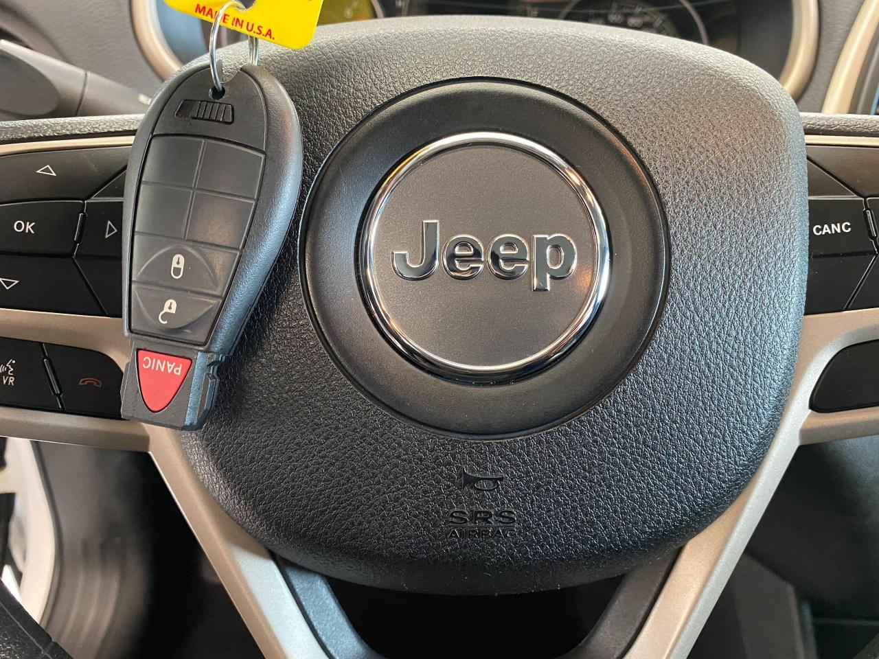 2018 Jeep Cherokee Sport+Camera+Bluetooth+New Tires+CLEAN CARFAX - Photo #15