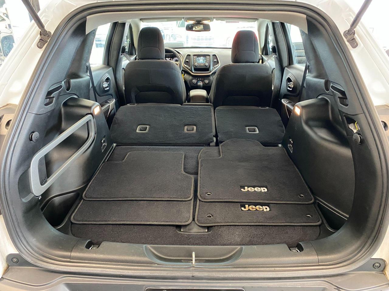 2018 Jeep Cherokee Sport+Camera+Bluetooth+New Tires+CLEAN CARFAX - Photo #25