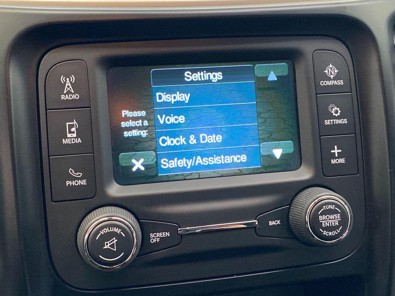 2018 Jeep Cherokee Sport+Camera+Bluetooth+New Tires+CLEAN CARFAX - Photo #30