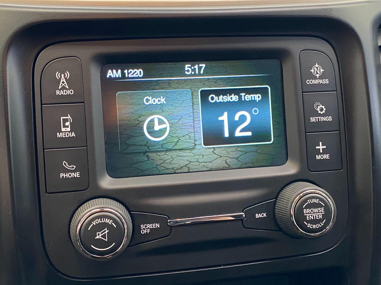 2018 Jeep Cherokee Sport+Camera+Bluetooth+New Tires+CLEAN CARFAX - Photo #32