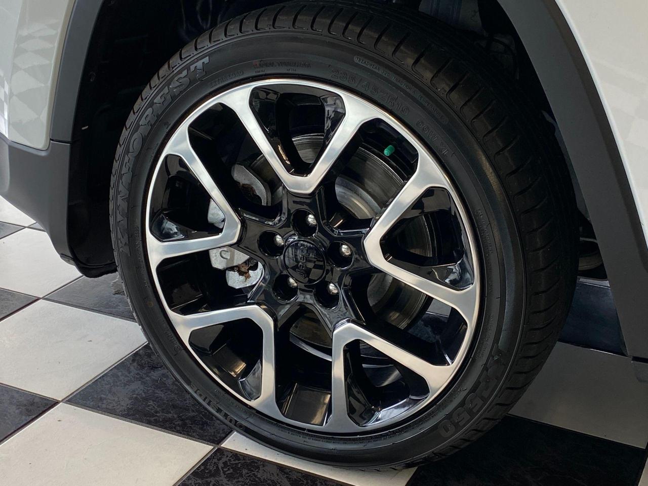 2018 Jeep Cherokee Sport+Camera+Bluetooth+New Tires+CLEAN CARFAX - Photo #52