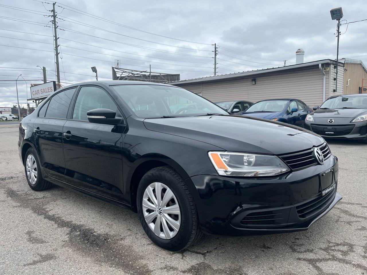 2014 Volkswagen Jetta TRENDLINE+ - Photo #3