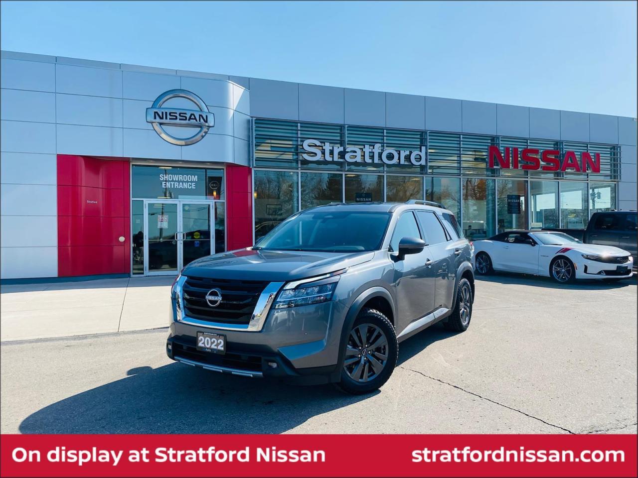 Used 2022 Nissan Pathfinder SV 4WD for sale in Stratford, ON