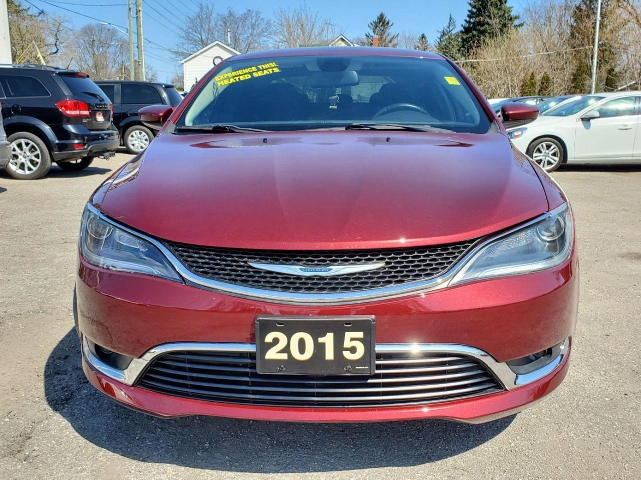 2015 Chrysler 200 Limited Photo