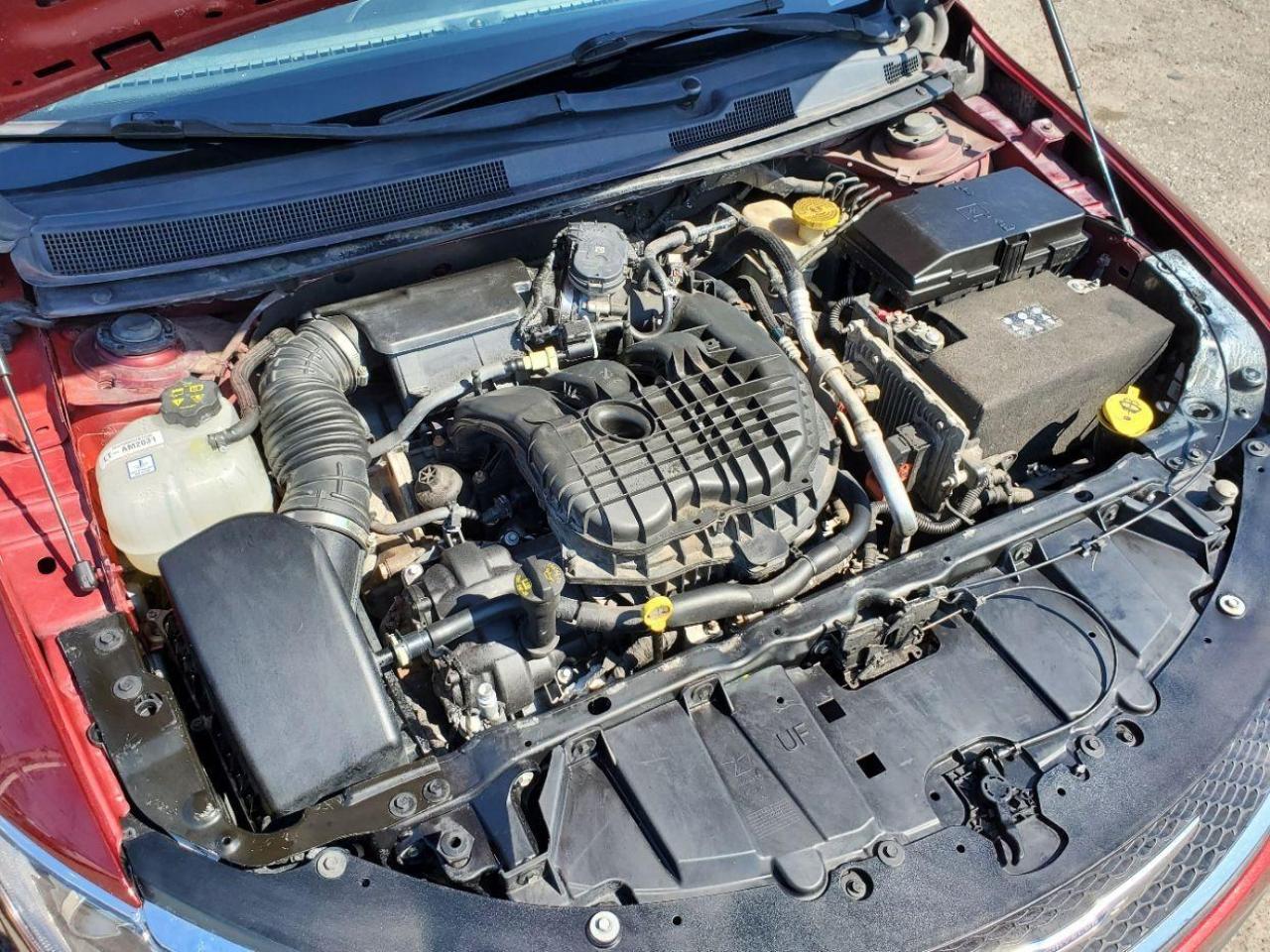 2015 Chrysler 200 Limited Photo