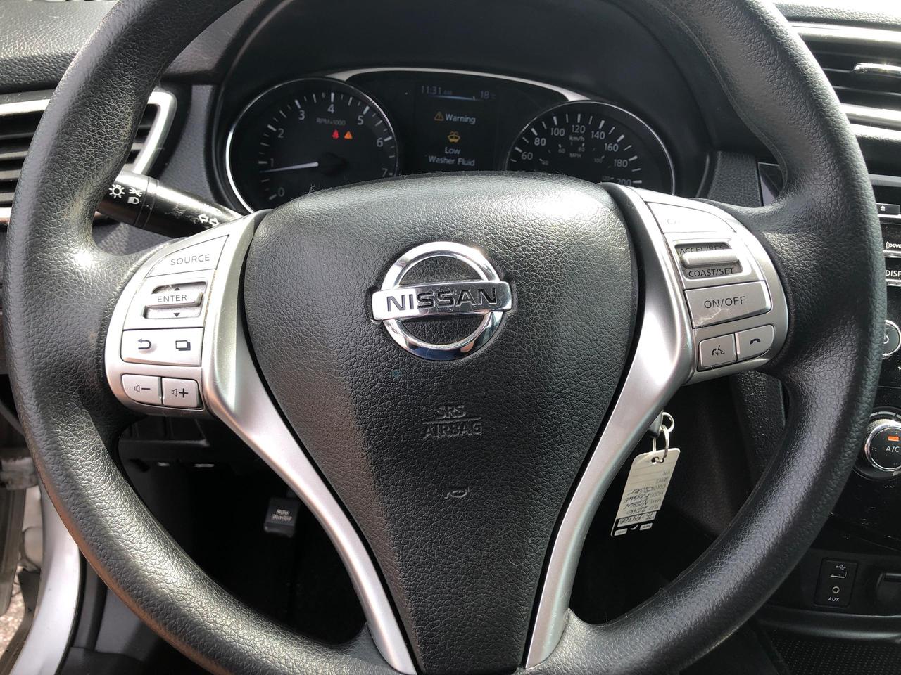 2016 Nissan Rogue S Photo