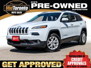Used 2017 Jeep Cherokee Latitude - No Accidents - Excellent Condition Looks New - One Owner - Jeep Dealer Serviced for sale in North York, ON