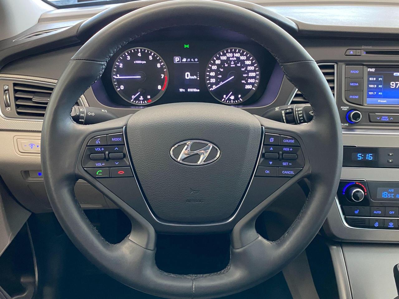 2015 Hyundai Sonata GLS+New Brakes+Heated Seats+Camera+CLEAN CARFAX Photo9