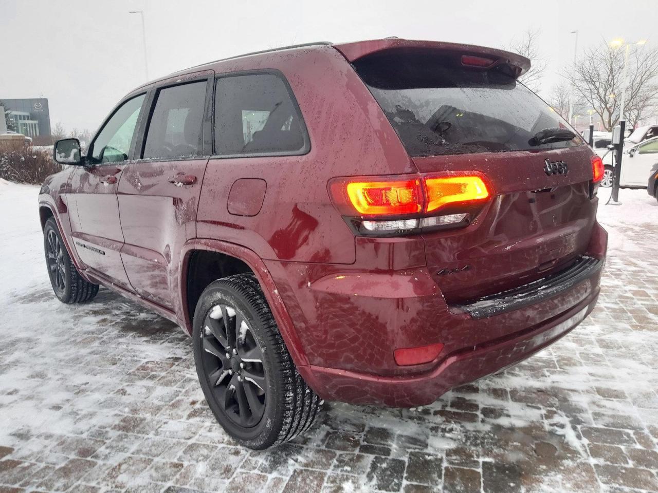 2022 Jeep Grand Cherokee WK Laredo Photo4