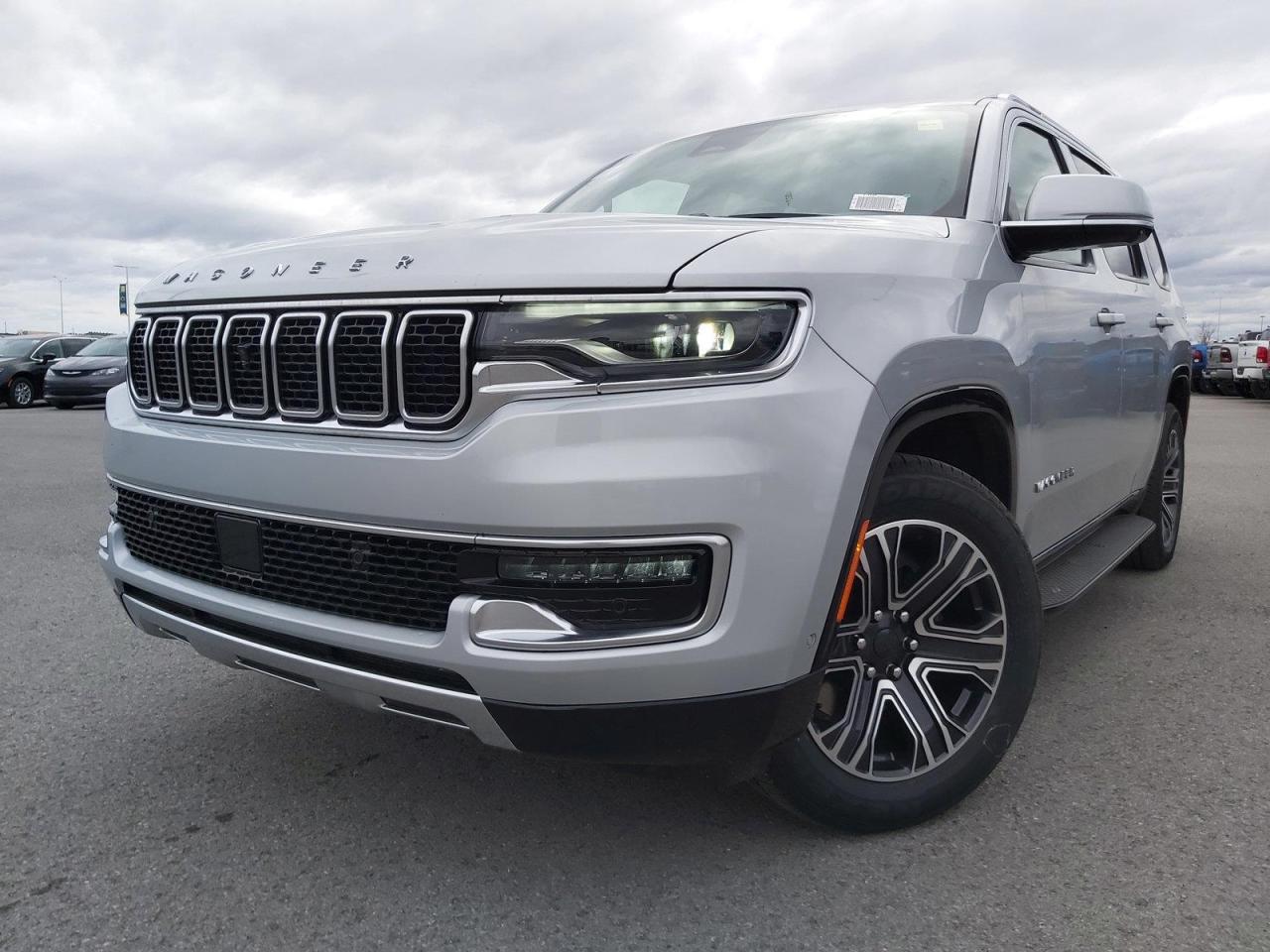 2022 Jeep Wagoneer Series III Photo2