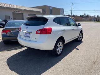 2011 Nissan Rogue S - Photo #4