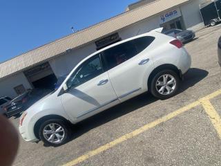 2011 Nissan Rogue S - Photo #11