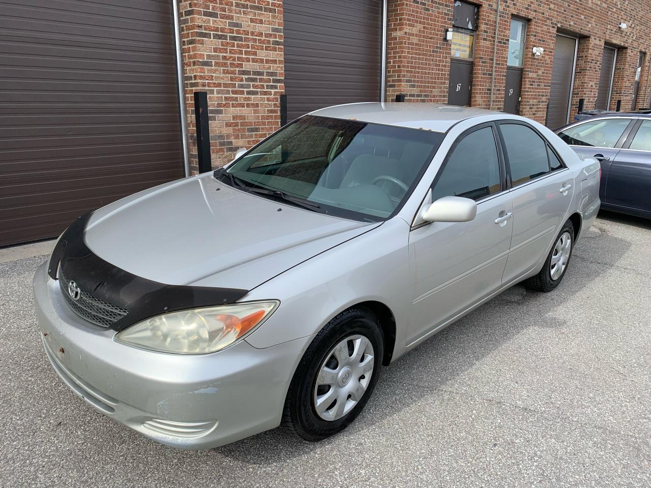 2004 Toyota Camry LE - 4 CYLINDER - FULLY EQUIPPED - Photo #4