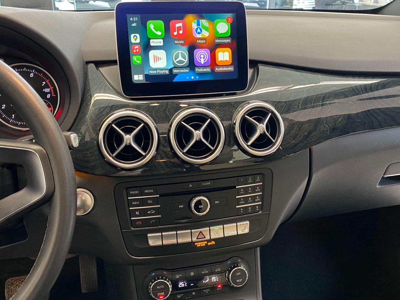 2018 Mercedes-Benz B-Class B250 4MATIC+Xenons+ApplePlay+Roof+GPS+CLEAN CARFAX Photo83
