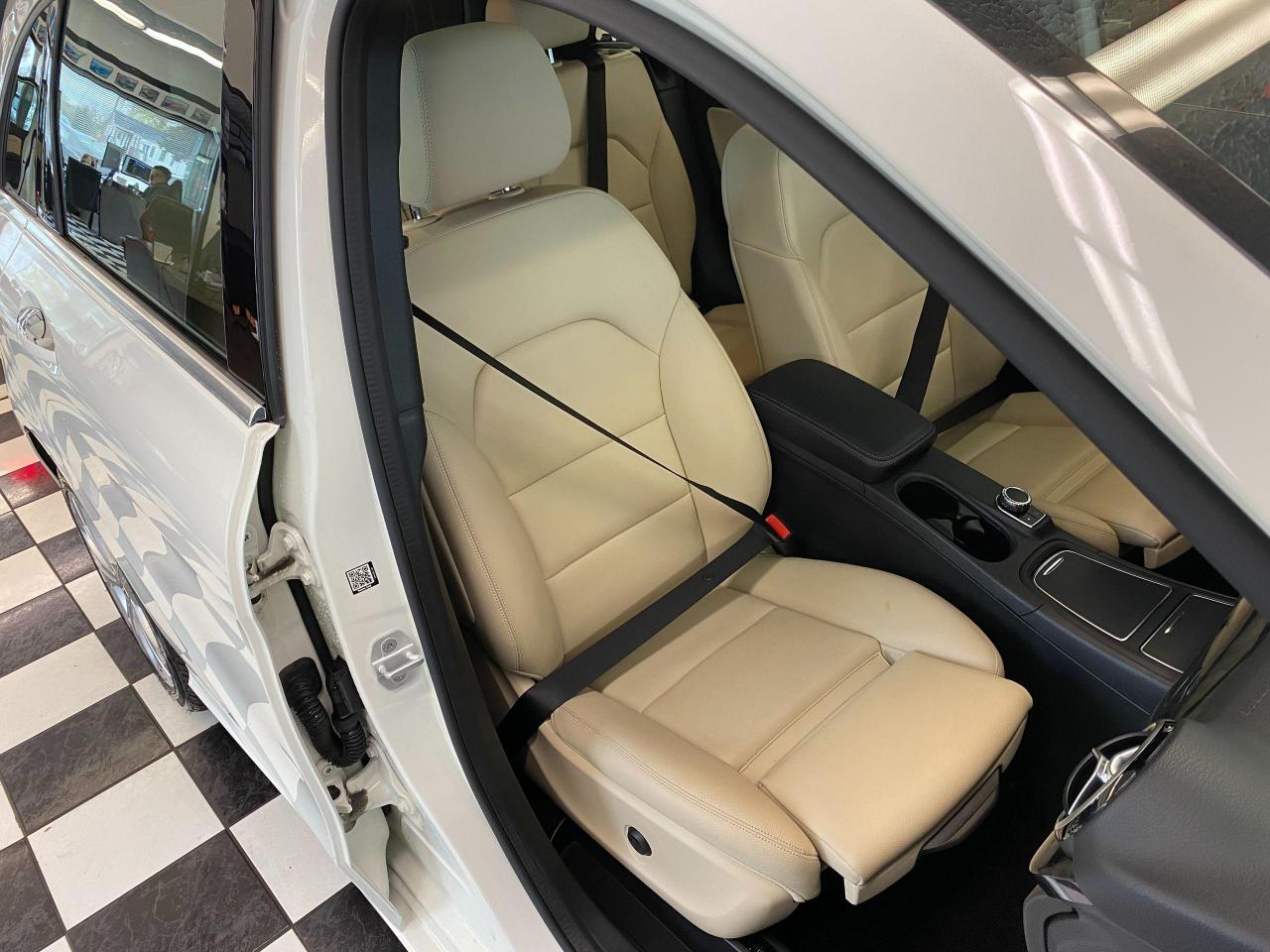 2018 Mercedes-Benz B-Class B250 4MATIC+Xenons+ApplePlay+Roof+GPS+CLEAN CARFAX - Photo #25