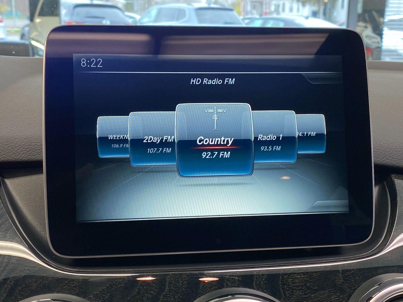 2018 Mercedes-Benz B-Class B250 4MATIC+Xenons+ApplePlay+Roof+GPS+CLEAN CARFAX - Photo #35