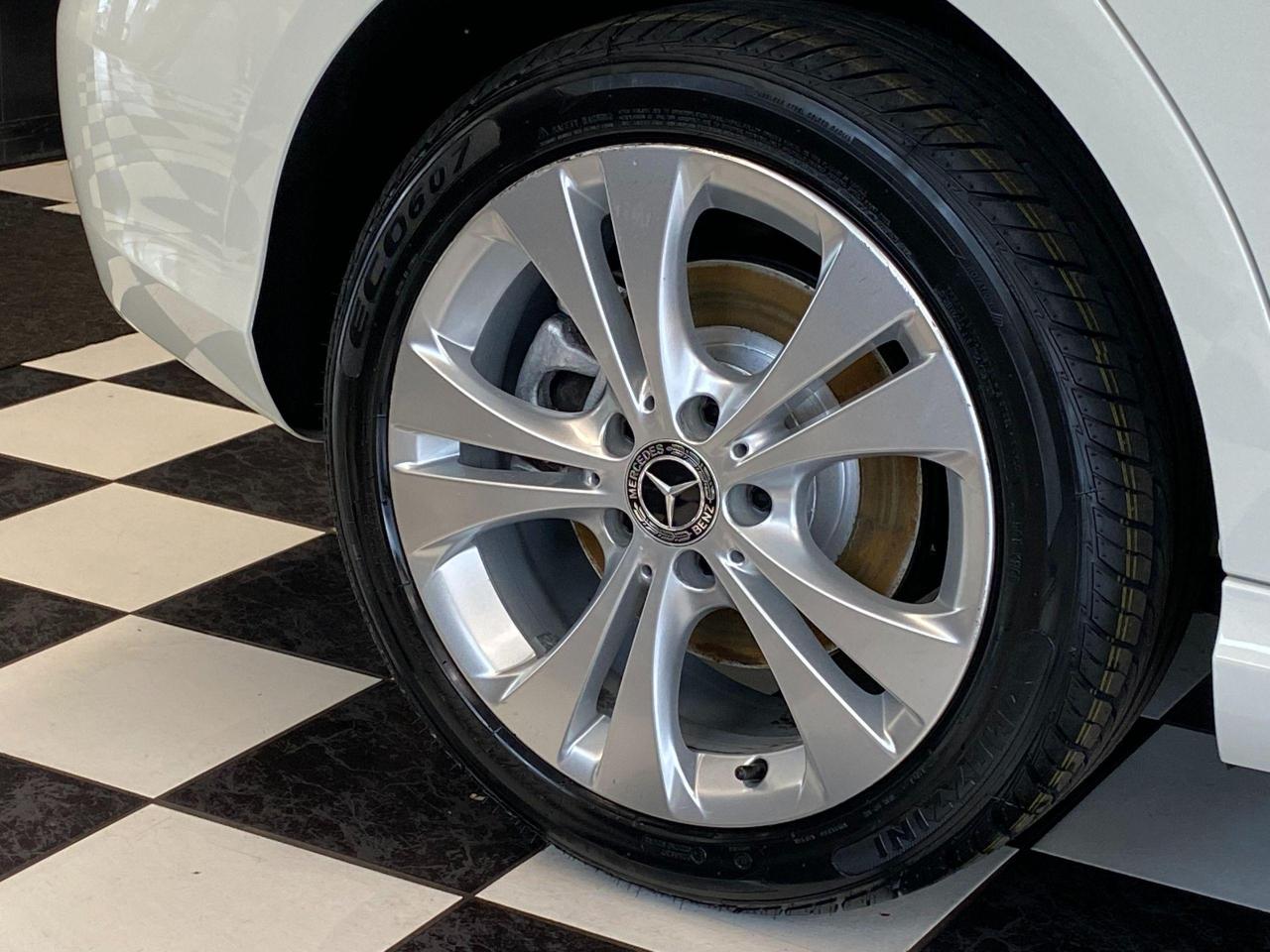 2018 Mercedes-Benz B-Class B250 4MATIC+Xenons+ApplePlay+Roof+GPS+CLEAN CARFAX Photo136