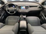 2019 Kia Sorento LX AWD+ApplePlay+Camera+CLEAN CARFAX Photo18