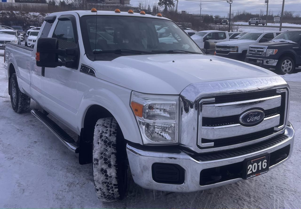 2016 Ford F-250 XLT SUPER CAB **6.2L V8 GAS**8FT BOX** Photo3