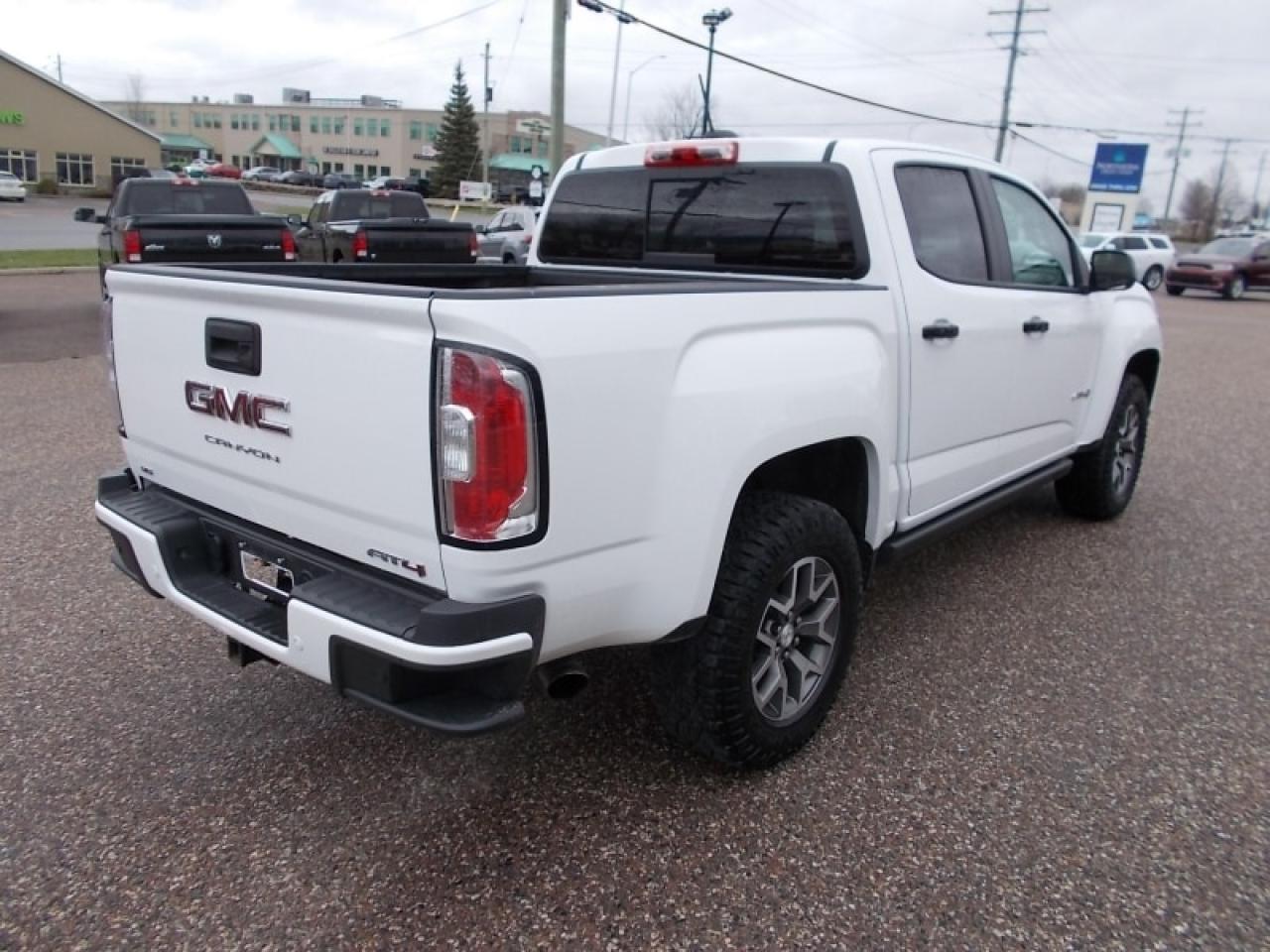2021 GMC Canyon AT4 Photo3