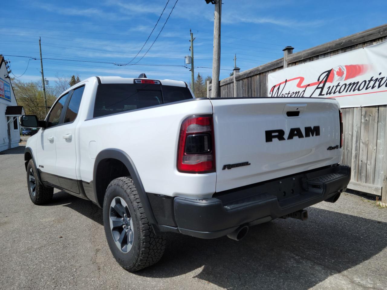 2019 RAM 1500 Rebel , 4X4 , Loaded - Photo #3