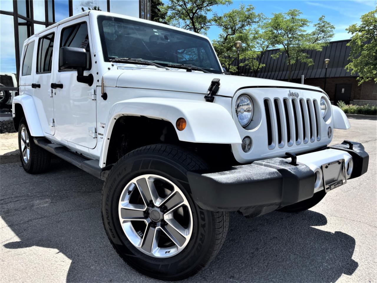 Used 2018 Jeep Wrangler V6|4x4|SAHARA UNLIMITED|ALLOYS|TRACTION CONTROL| for sale in Brampton, ON