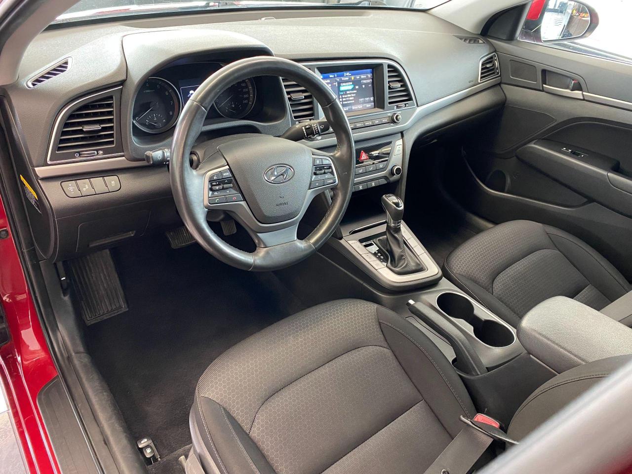2017 Hyundai Elantra GL+ApplePlay+Blind Spot+Camera+CLEAN CARFAX - Photo #16