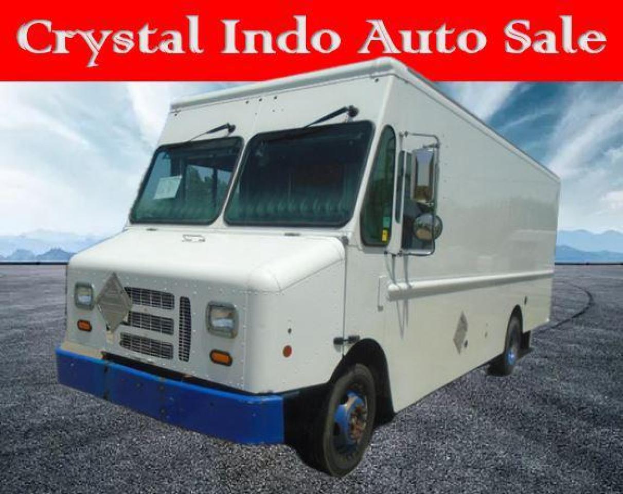 Used 2011 Ford F-59 Commercial Stripped Chassis STEP VAN 18 FT for sale in Fenwick, ON