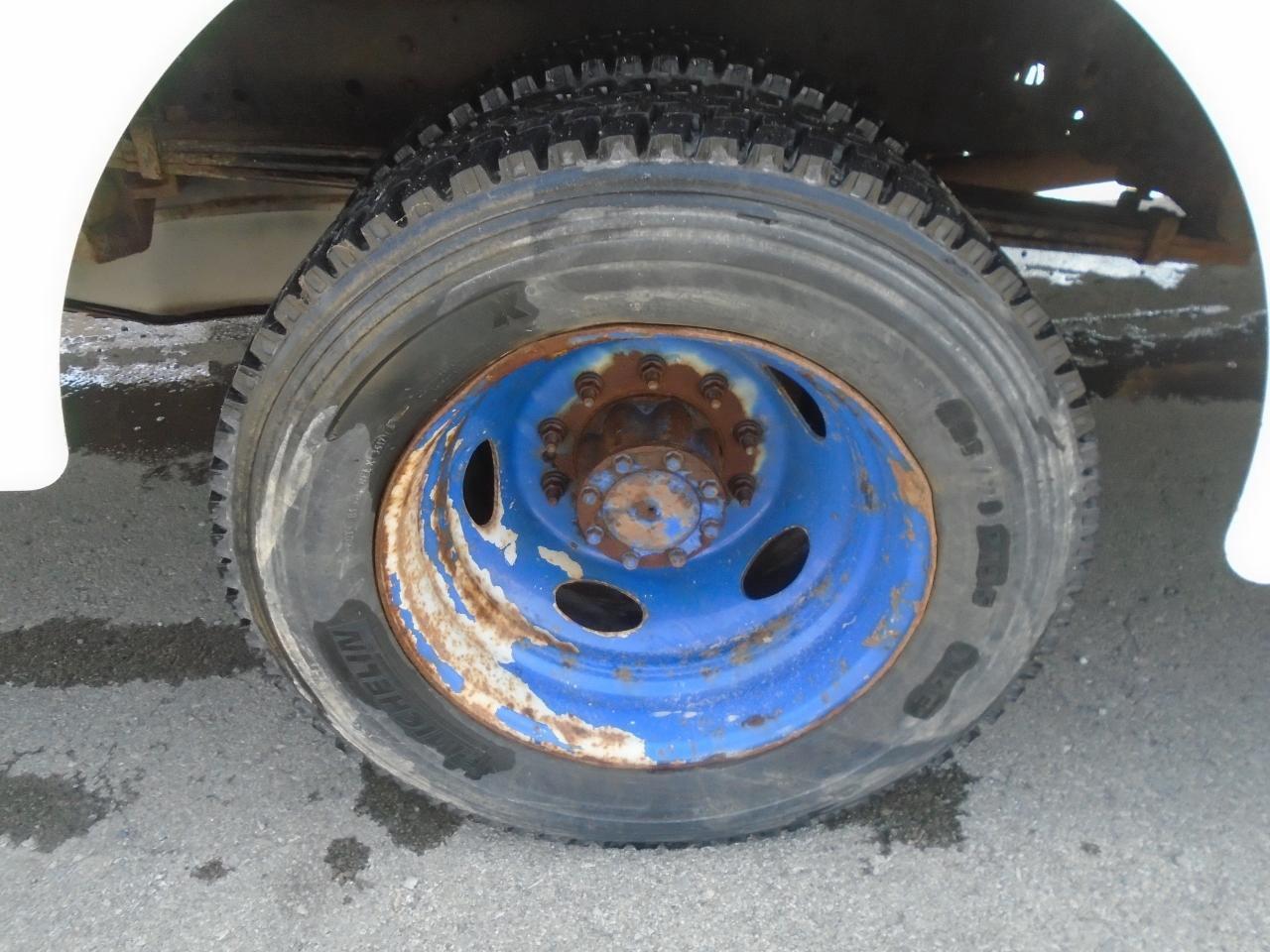 2011 Ford Super Duty F-59 Stripped Chassis STEP VAN 18 FT Photo