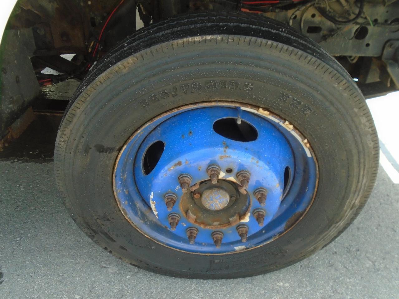 2011 Ford Super Duty F-59 Stripped Chassis STEP VAN 18 FT Photo